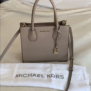 Michael Kors Mercer crossbody